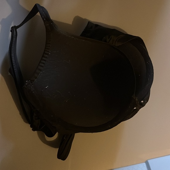 Like new Victoria’s Secret push up very sexy size 34B - Picture 3 of 3